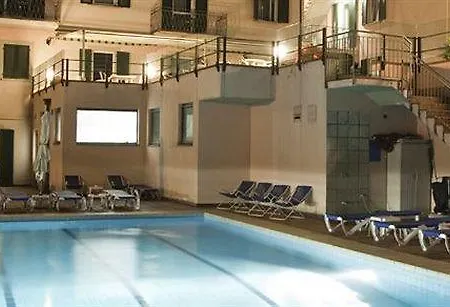 Отель Hotel Lenno Лено