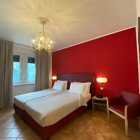 Hotel Lenno Szálloda 4*