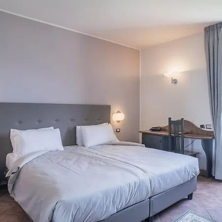 Szálloda Hotel Lenno Lenno