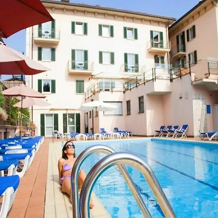 Hotel Lenno 4*